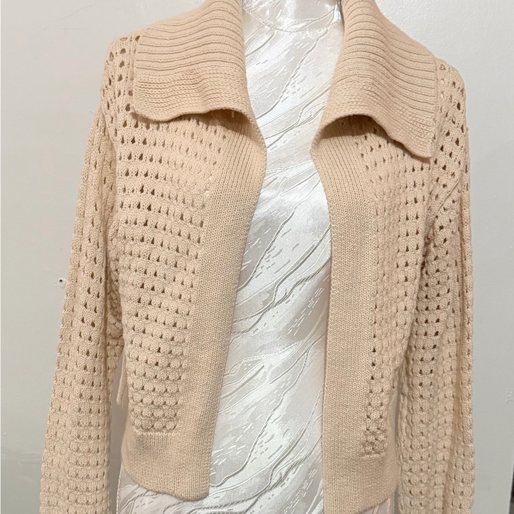 Universal Thread Beige Open-Knit Cardigan